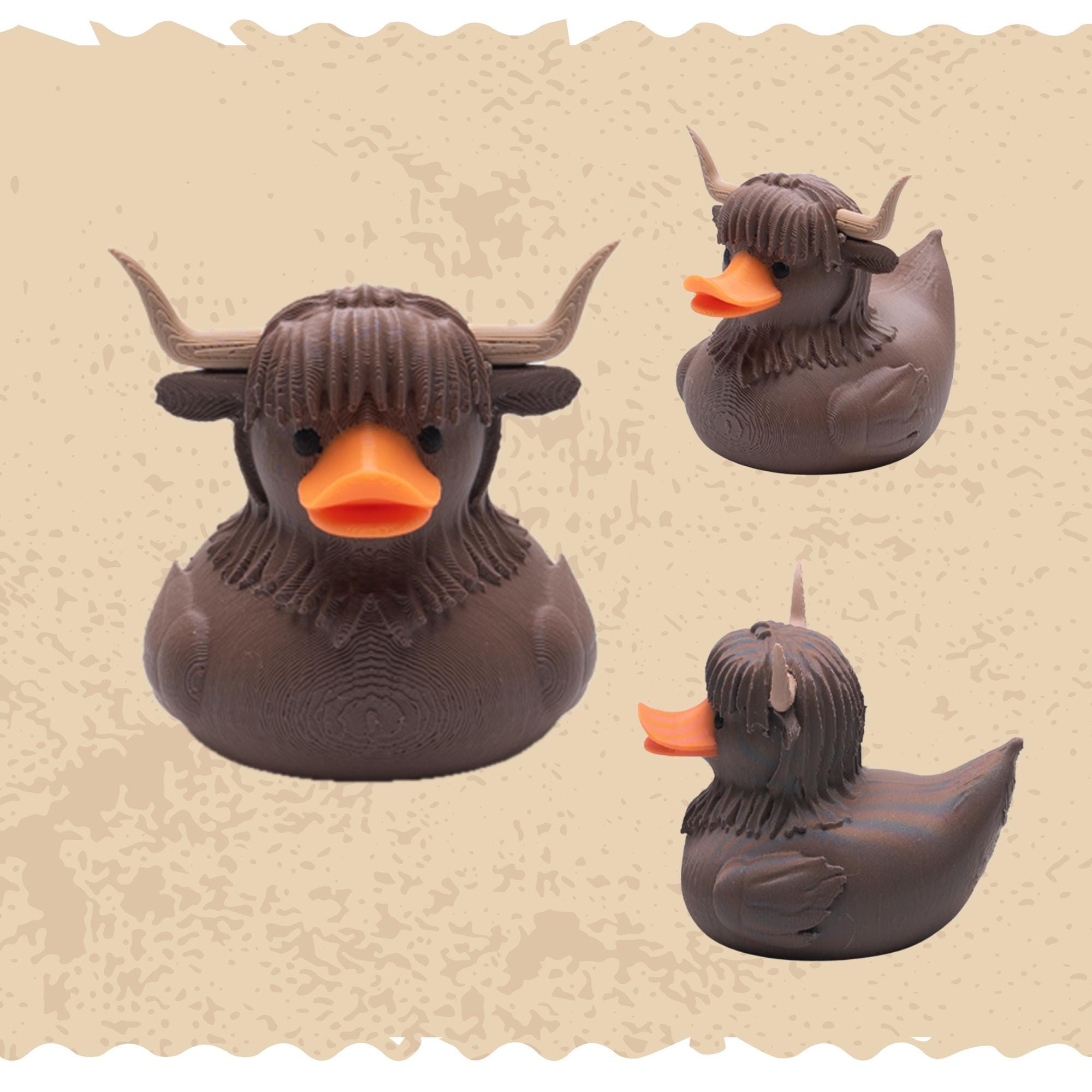 Highland Cow Cruise Duck Cute Collectible Hide and Seek Duck for Ship Adventures Rustic Farm Animal Duck Favor Souvenir Travel Gift for Her