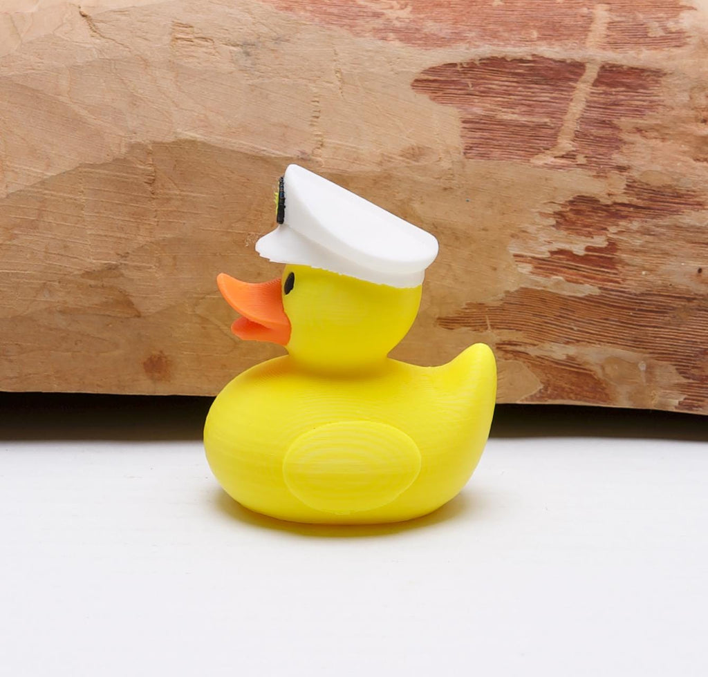 Captain Duck Gift for Off-Road Ducking Fans Nautical Dashboard Duck for Boat Lovers Fishing Rig Keepsake Beach Party Favor Fun Gift for Him