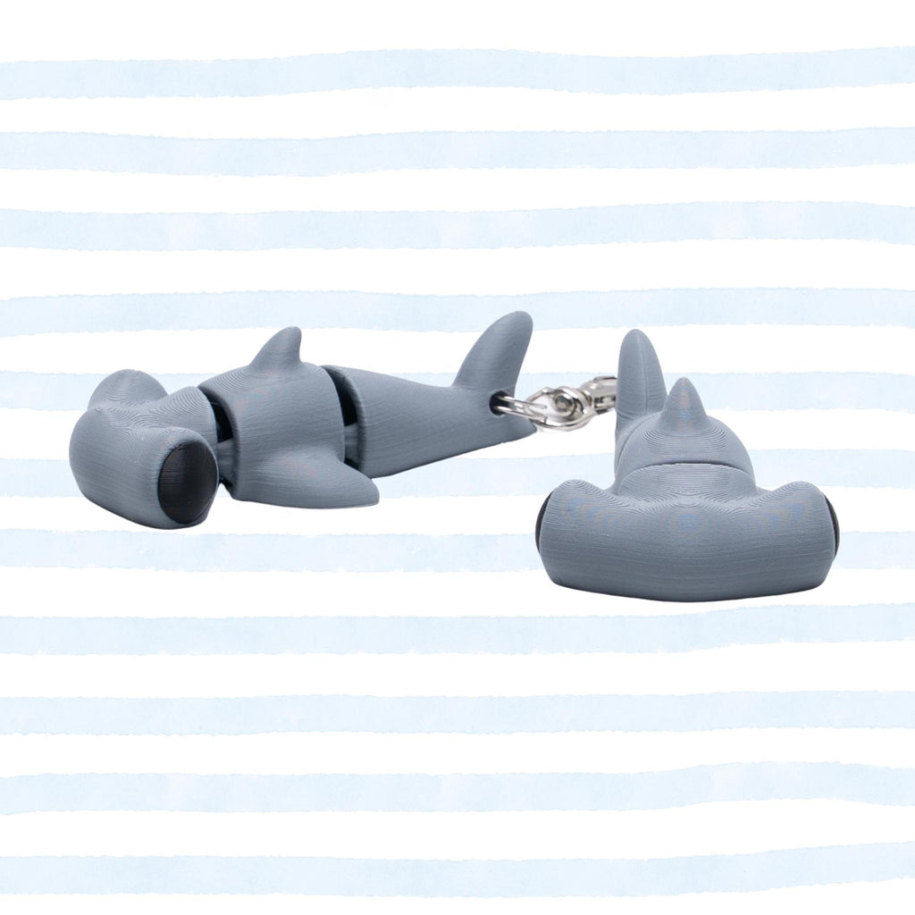 Gift for Boy Hammerhead Shark Fidget Keychain Flexi Backpack Fun Articulated Shark 3D Gift for Children Stress Relief Birthday Party Idea