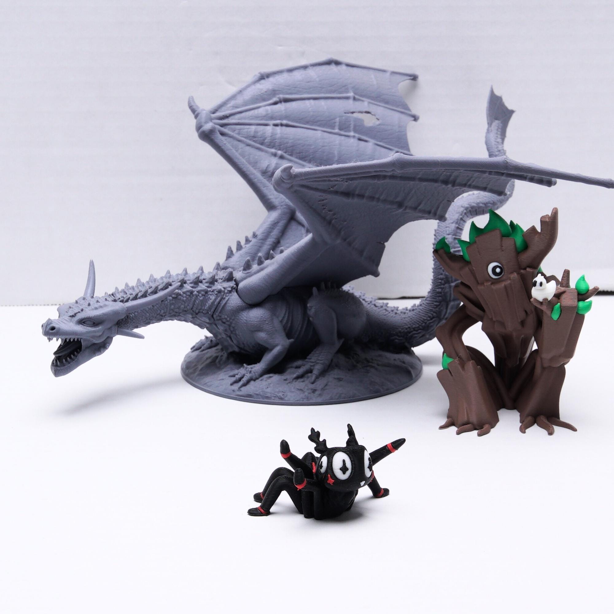 DnD Spider Miniature for Tabletop Role Play Games Gift for Dungeon and Dragon Fans Tiny Beast Spider Figure for TTRPG with Friends Adventure