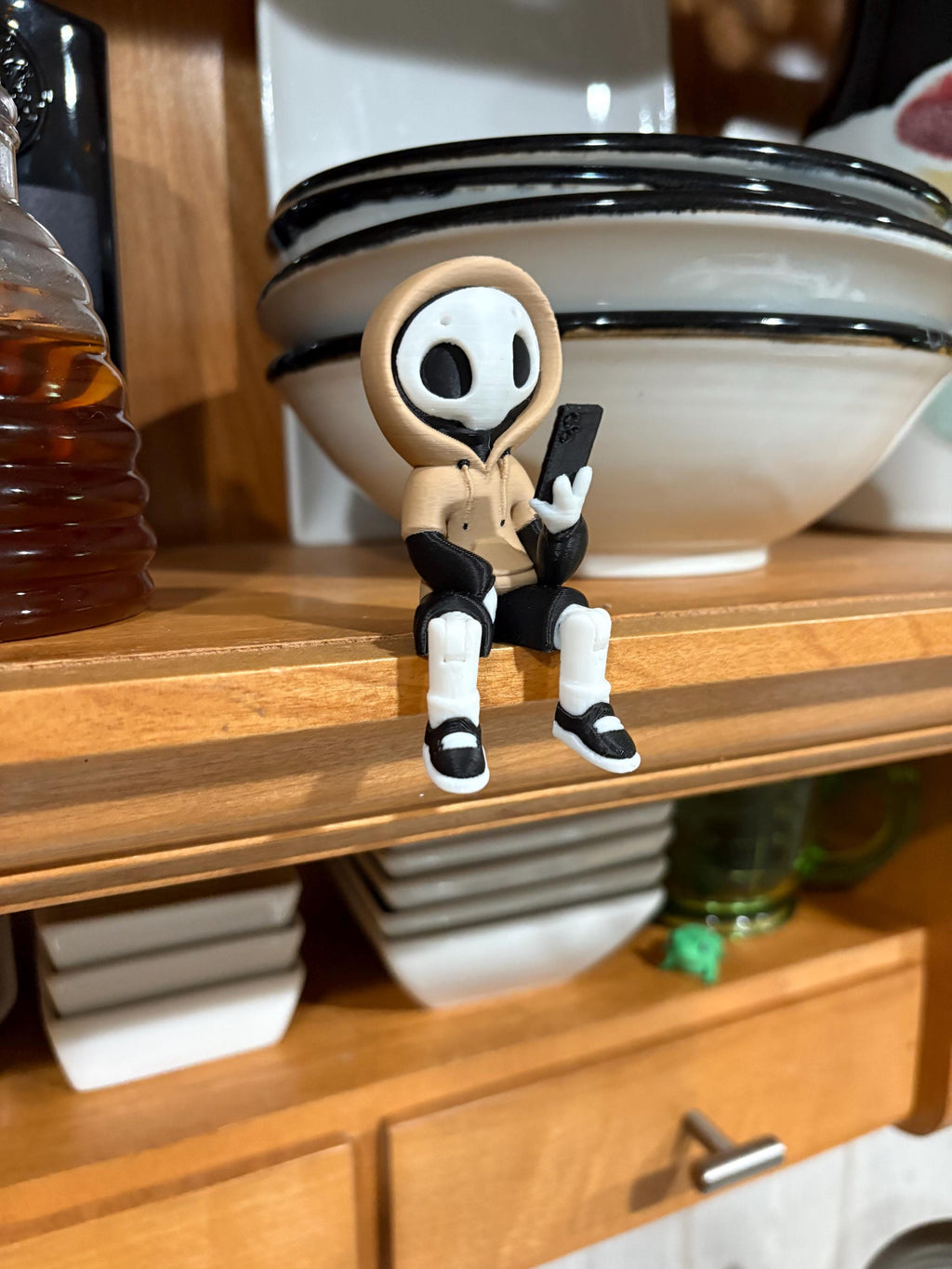 Project Hazy Gift for the Always Scrolling Connected to Cell Phone with Bendy Legs Sits on Desk Table Travel Selfie Prop Gift for Tech Guy