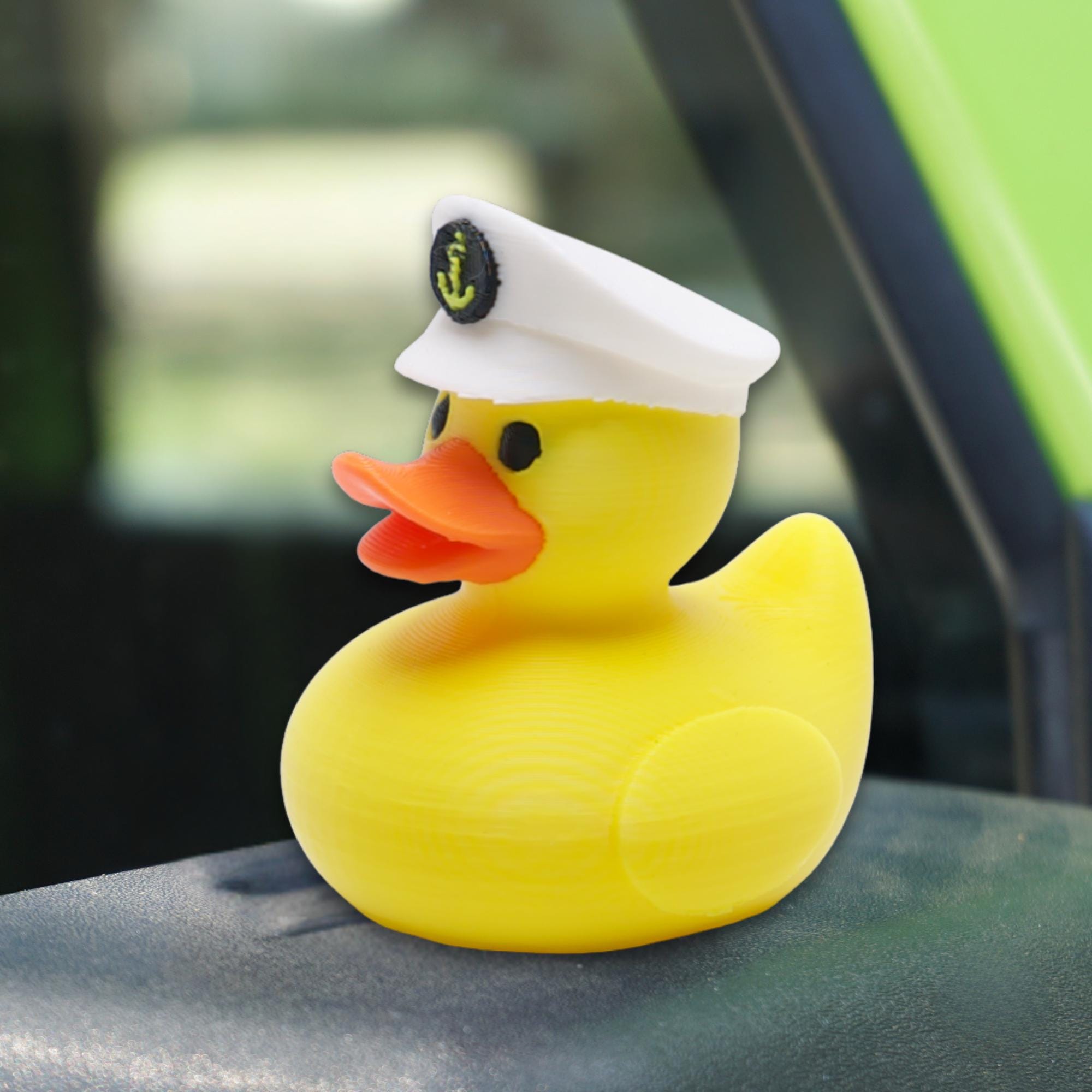 Captain Duck Gift for Off-Road Ducking Fans Nautical Dashboard Duck for Boat Lovers Fishing Rig Keepsake Beach Party Favor Fun Gift for Him