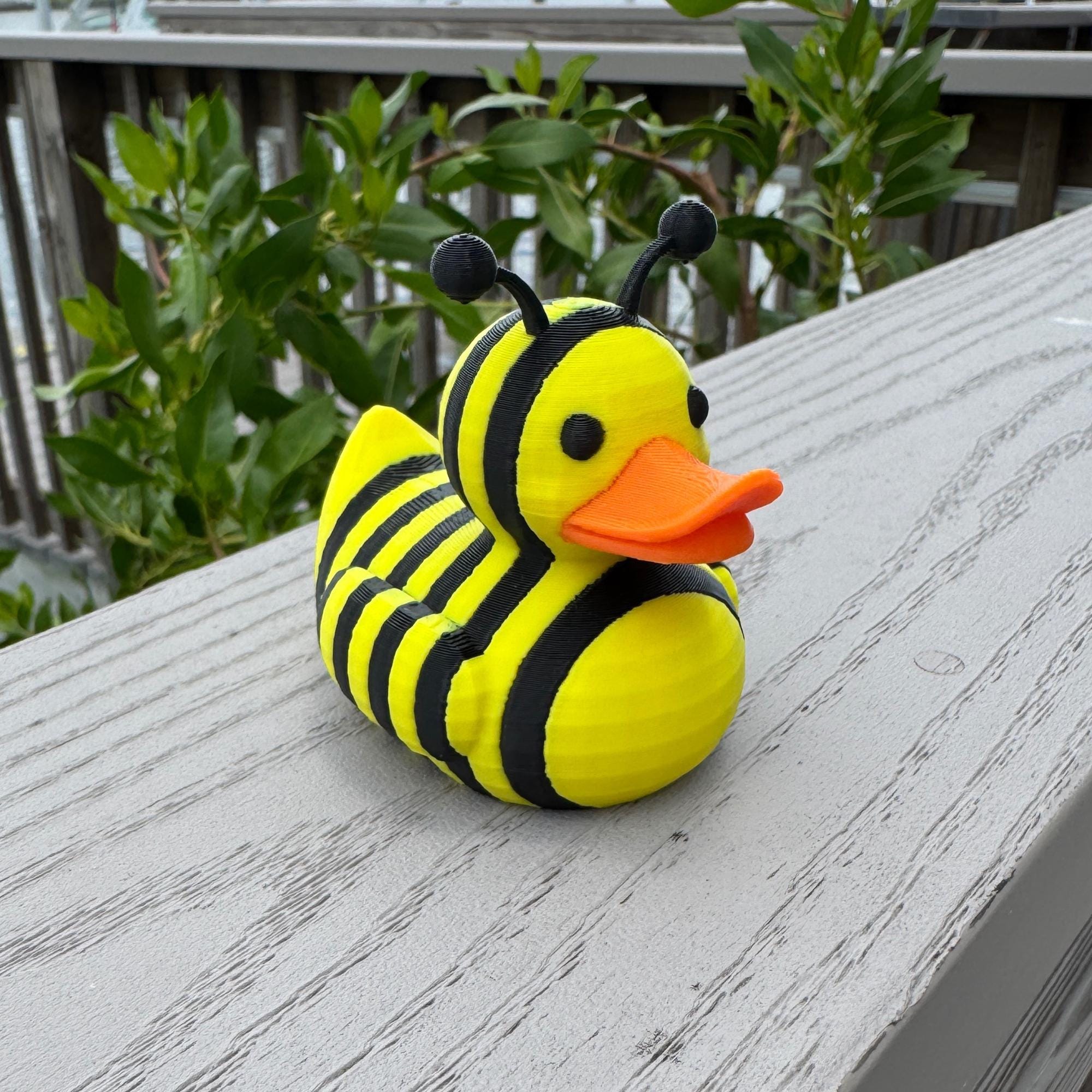 Bee Duck Gift for 4x4 Ducking Fun Bumblebee Hide and Seek Dashboard Duck Gift for Off-Road Drivers and Garden Lovers Busy Bee Trail Keepsake