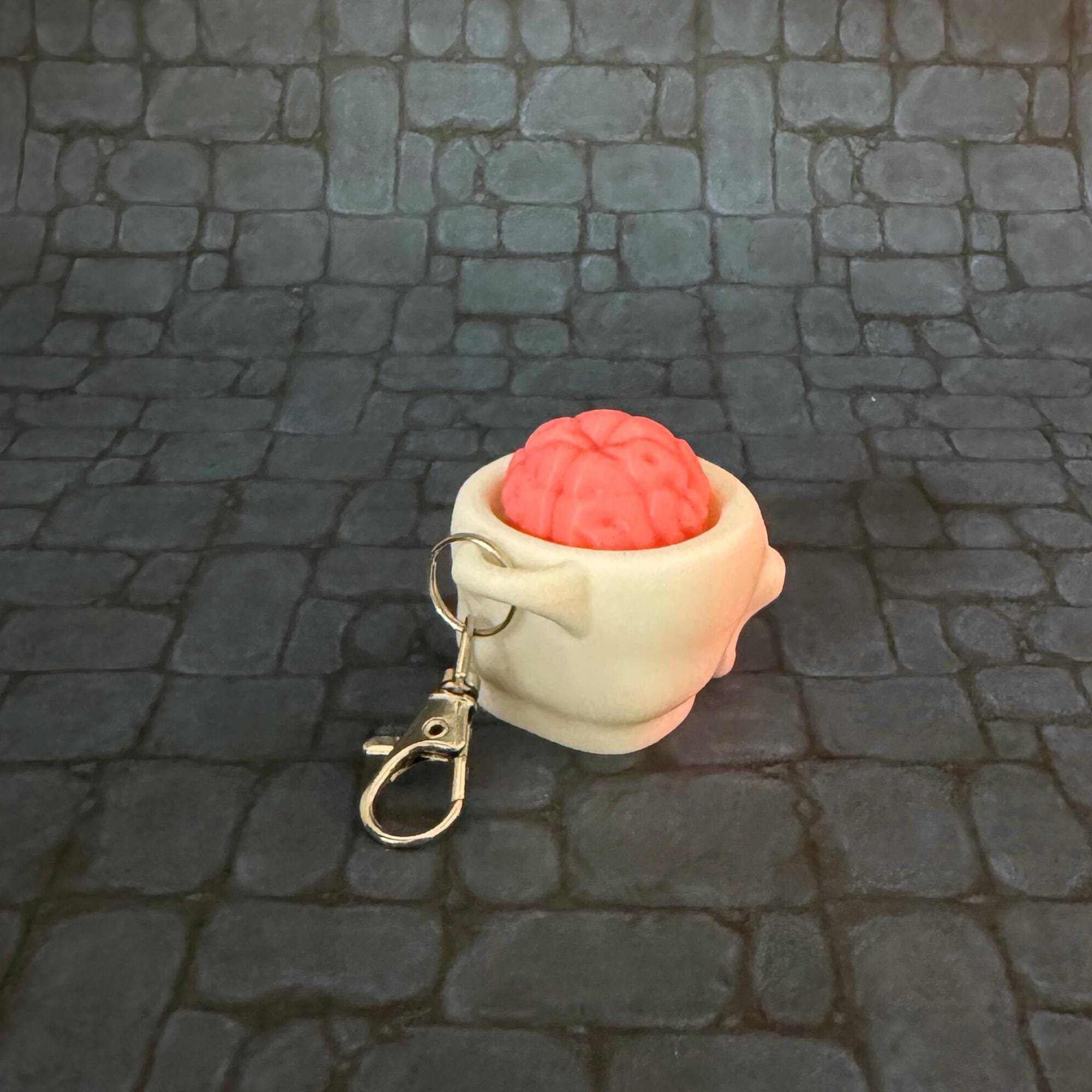Brain Clicker Fidget Skull Toy Keychain 3D Printed Articulated Halloween Fidget Backpack Charm Spooky Party Favor Trick or Treat Bulk Gift