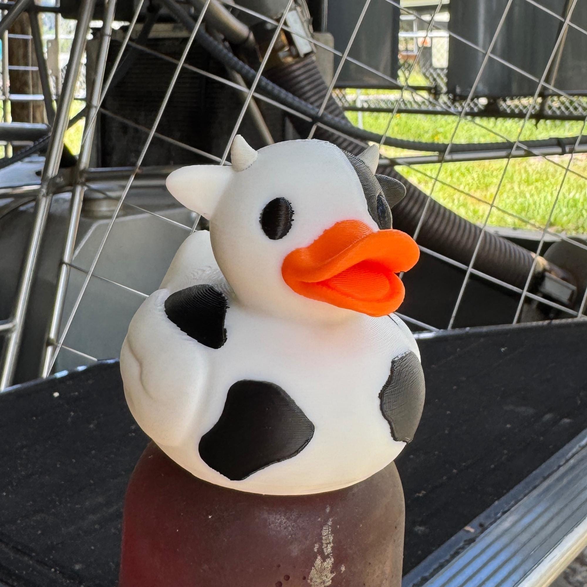 Cow Duck for Ducking Fans Dashboard Dairy Moo Cow Duck for Cruise Bon Voyage Gift and Cute Farm Country Theme Party Favor Decor Cake Topper